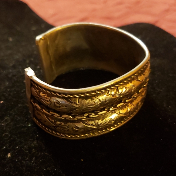 Bracelet - Picture 3 of 4